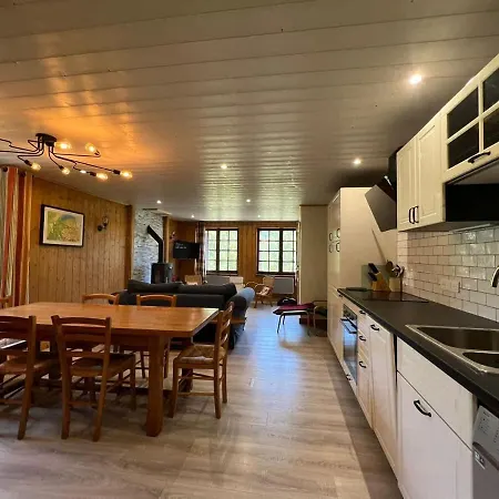 Apartment 2 Bed Easy Access To 2 Bathrooms *