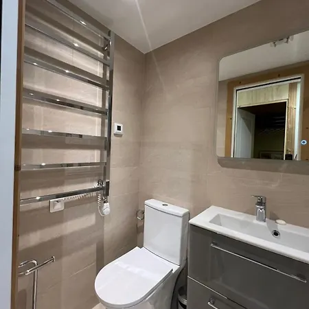 Apartamento 2 Bed Easy Access To 2 Bathrooms *